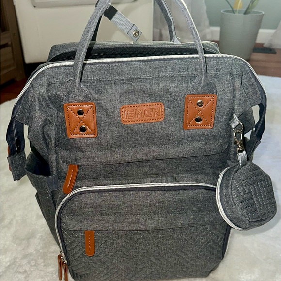 Other - ISMGN Gray Diaper Bag with Changing Station